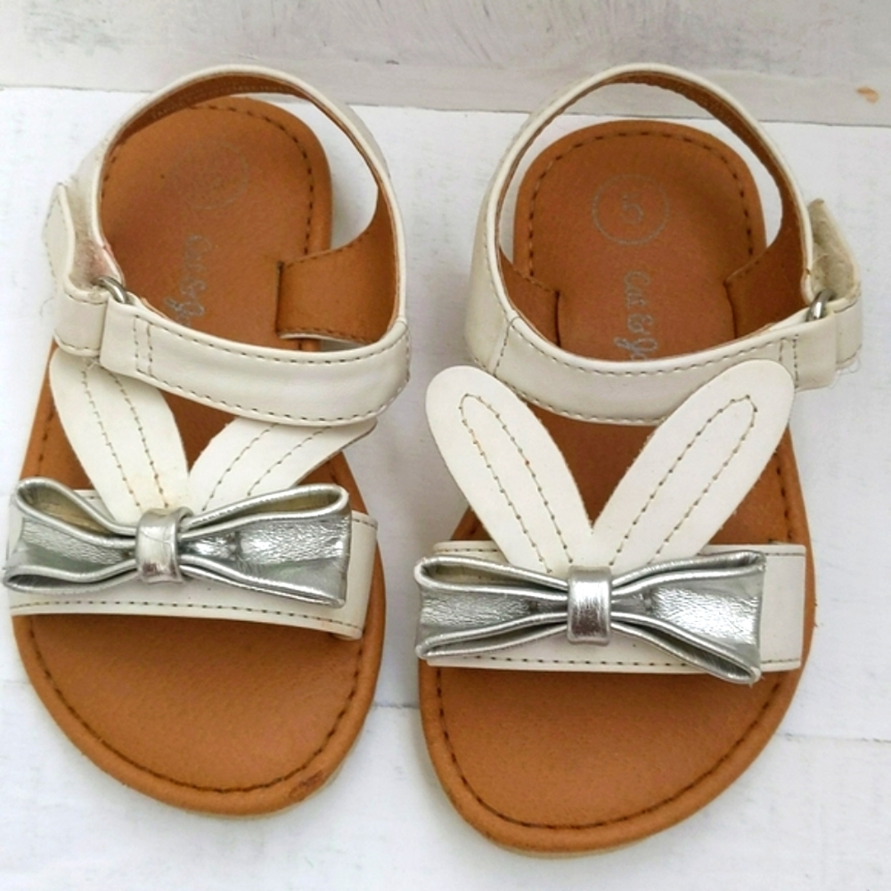 Sandal